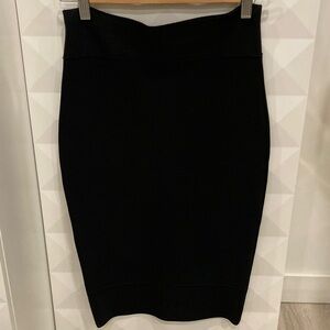 Simons Black Fitted Pencil Skirt